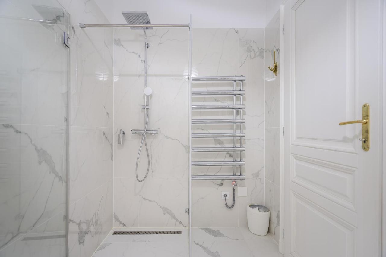 Bpr Adagio Design Home With A/C บูดาเปสต์ ภายนอก รูปภาพ